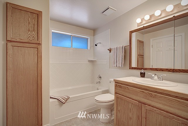 22105 7th Place West Bothell, WA 98021 - Photo 9 of 15