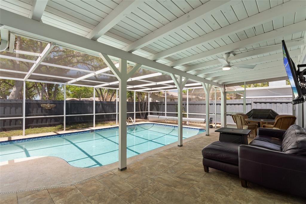11368 93rd Street Largo, FL 33773 - Photo 31 of 42 Gallery Image 31