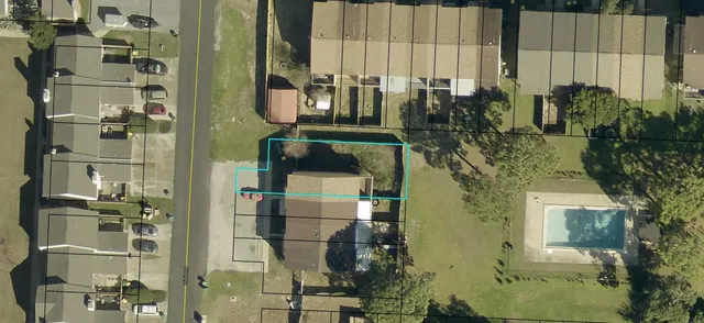 $162,500 | 145 4th Avenue, Unit E4, Shalimar, FL 32579