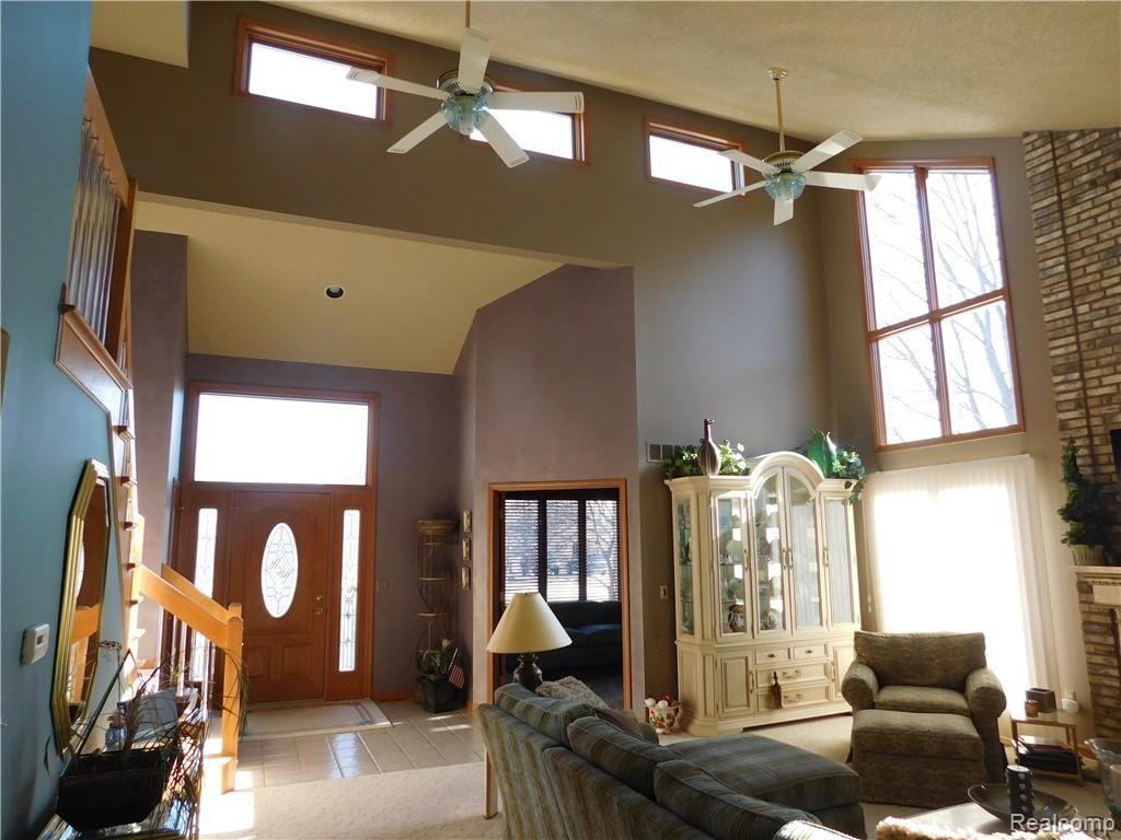 49671 Compass Point Drive Chesterfield, MI 48047 - Photo 10 of 30