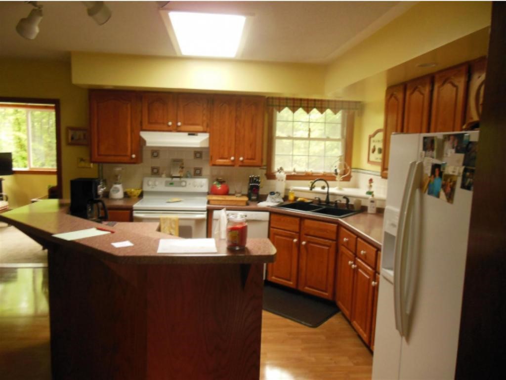 38 Maciver Road Littleton, NH 03561 - Photo 5 of 18 Gallery Image 5