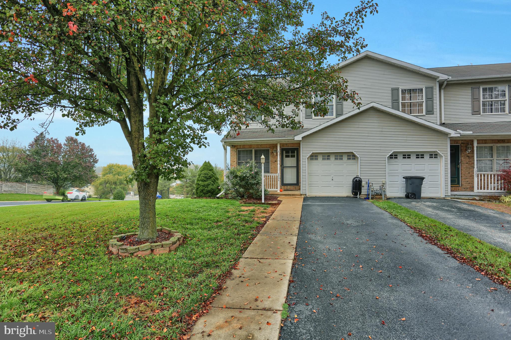 2895 Robin Road York, PA 17404 - Photo 1 of 41 Gallery Image 1