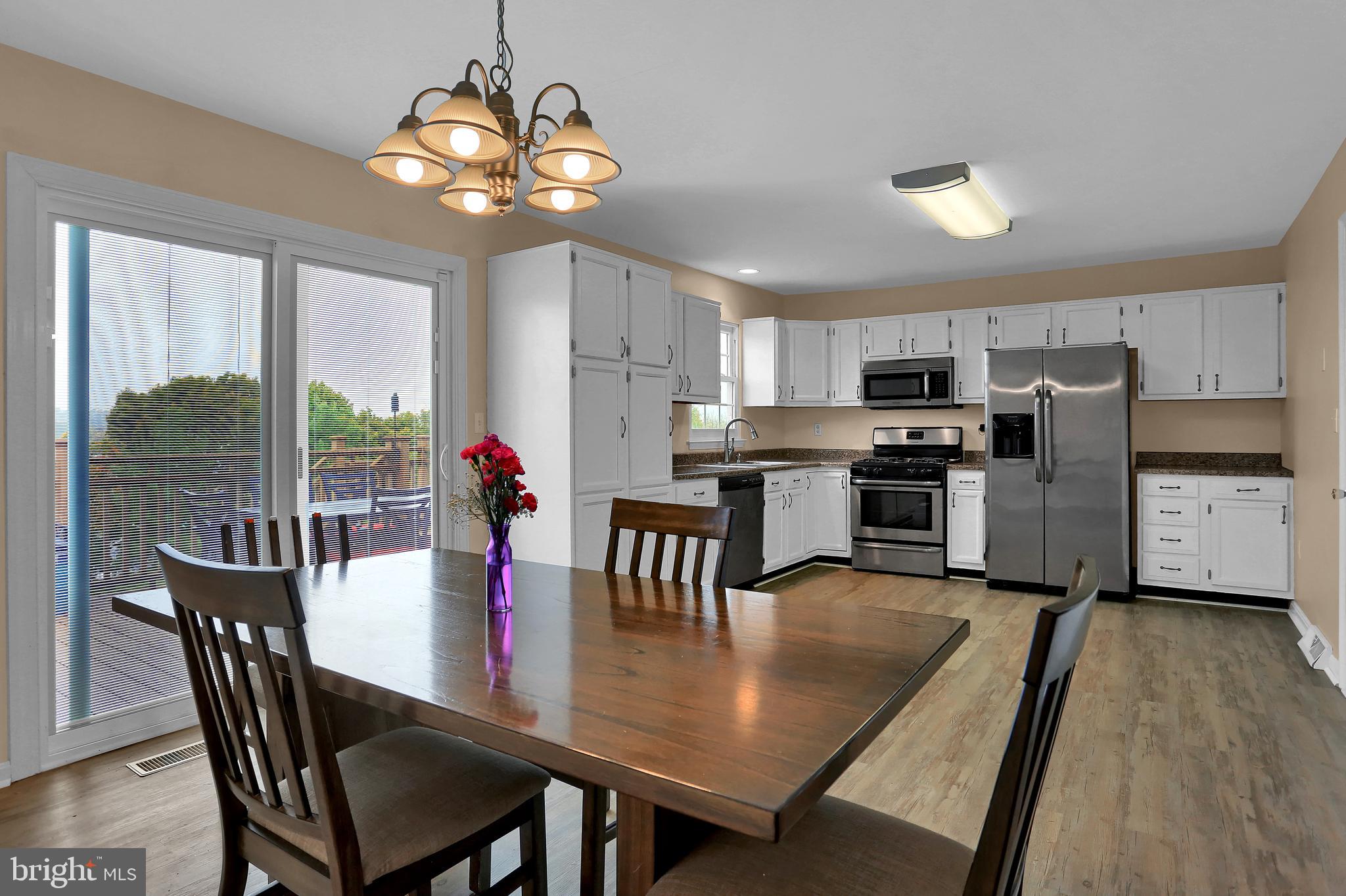 2895 Robin Road York, PA 17404 - Photo 11 of 41 Gallery Image 11