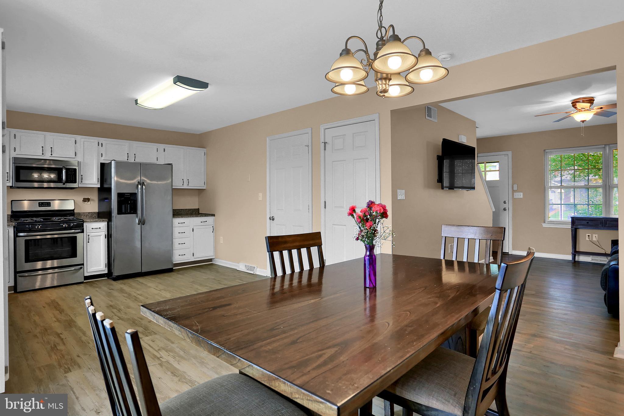2895 Robin Road York, PA 17404 - Photo 12 of 41 Gallery Image 12