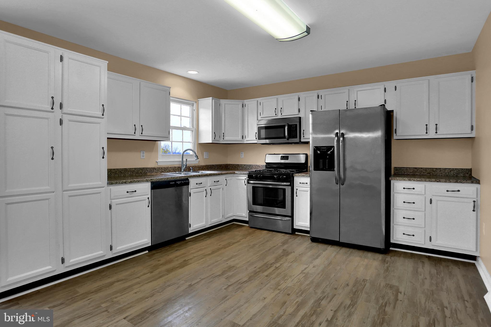 2895 Robin Road York, PA 17404 - Photo 15 of 41 Gallery Image 15