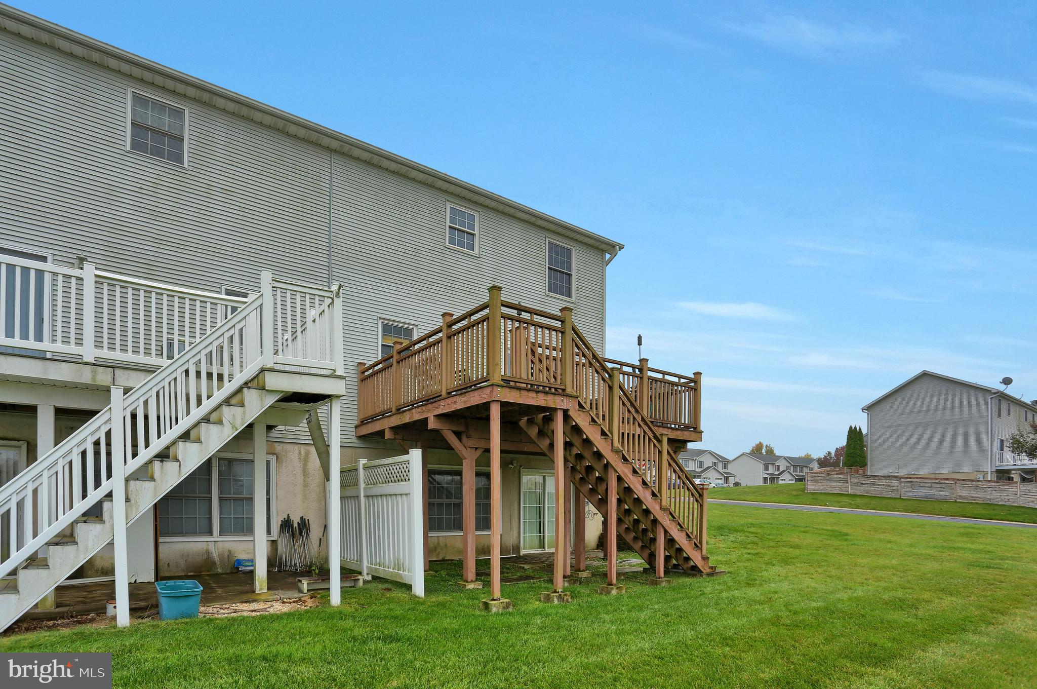 2895 Robin Road York, PA 17404 - Photo 38 of 41 Gallery Image 38
