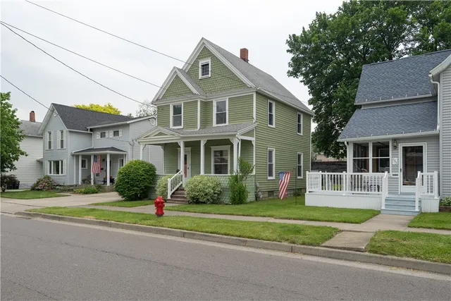 $130,000 | 137 Thacher Street, Hornell, NY 14843