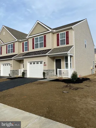$2,199 | 6126 Sawgrass Court, Harrisburg, PA 17111