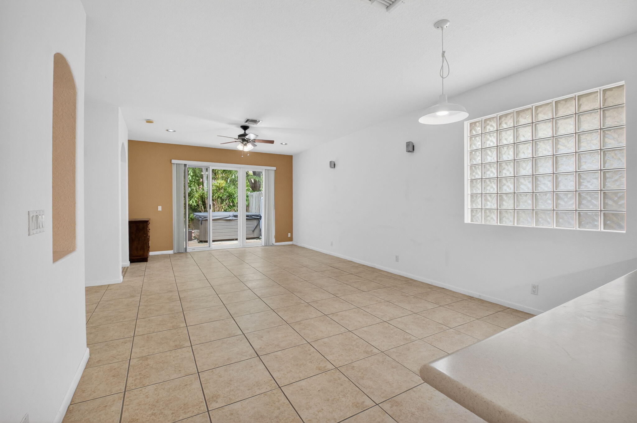 5049 Sancerre Circle Lake Worth, FL 33463 - Photo 11 of 48 12-web-or-mls-DSC_1454