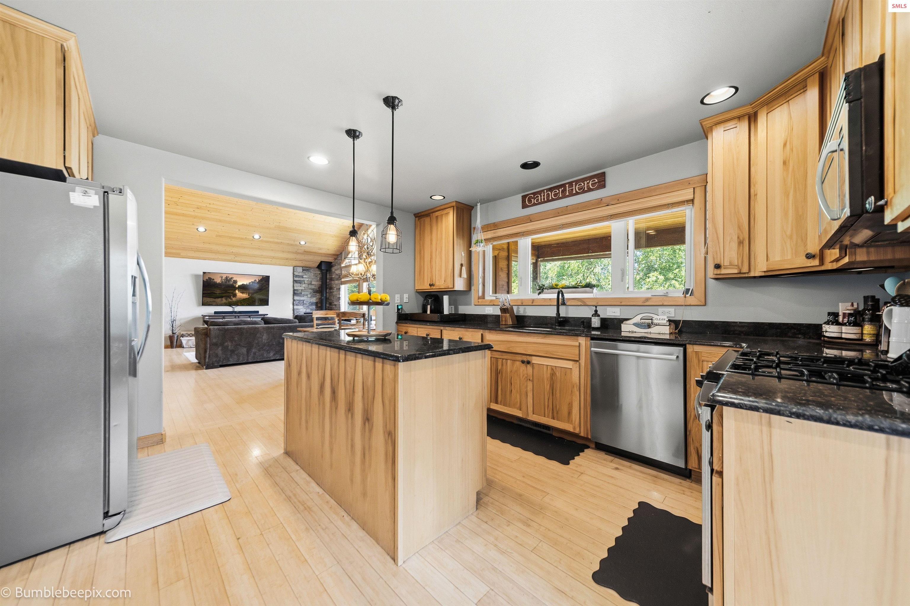 71 Buck Ridge Sagle, ID 83860 - Photo 17 of 49 Gallery Image 17