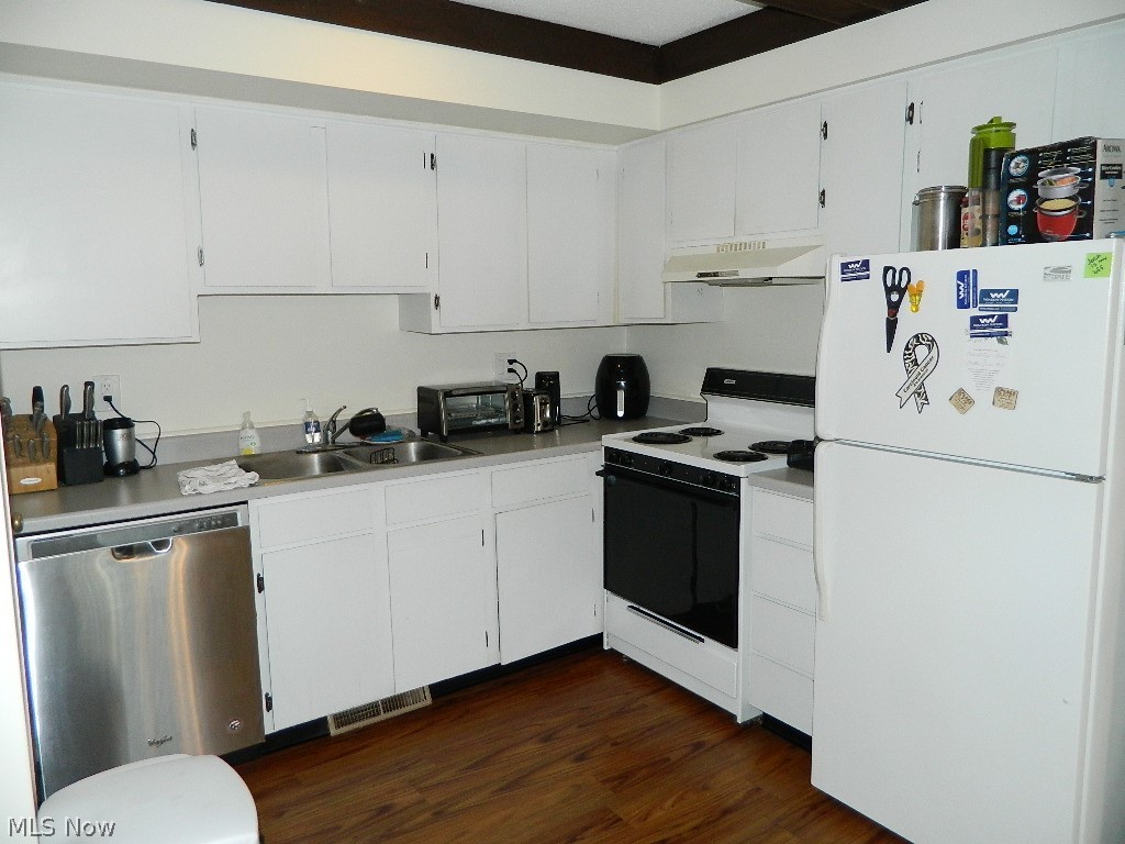 7385 Fox Mill Road, Unit 32B Mentor, OH 44060 - Photo 6 of 17 Plenty of Cabinetry and Storage Closet. Refrigerator, Electric Stove and Dishwasher All Remain. The Dishwasher was replaced in 2017.
