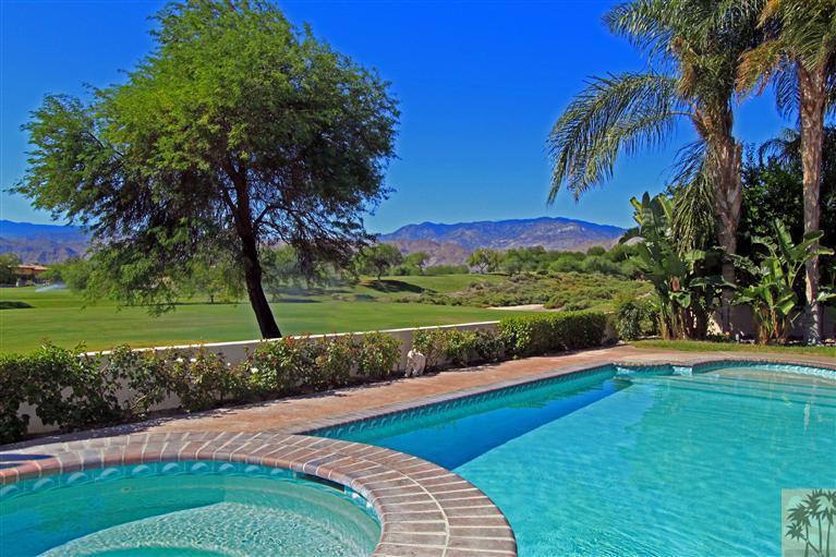 286 Loch Lomond Road Rancho Mirage, CA 92270 - Photo 21 of 24 a view of an outdoor space and a lake view