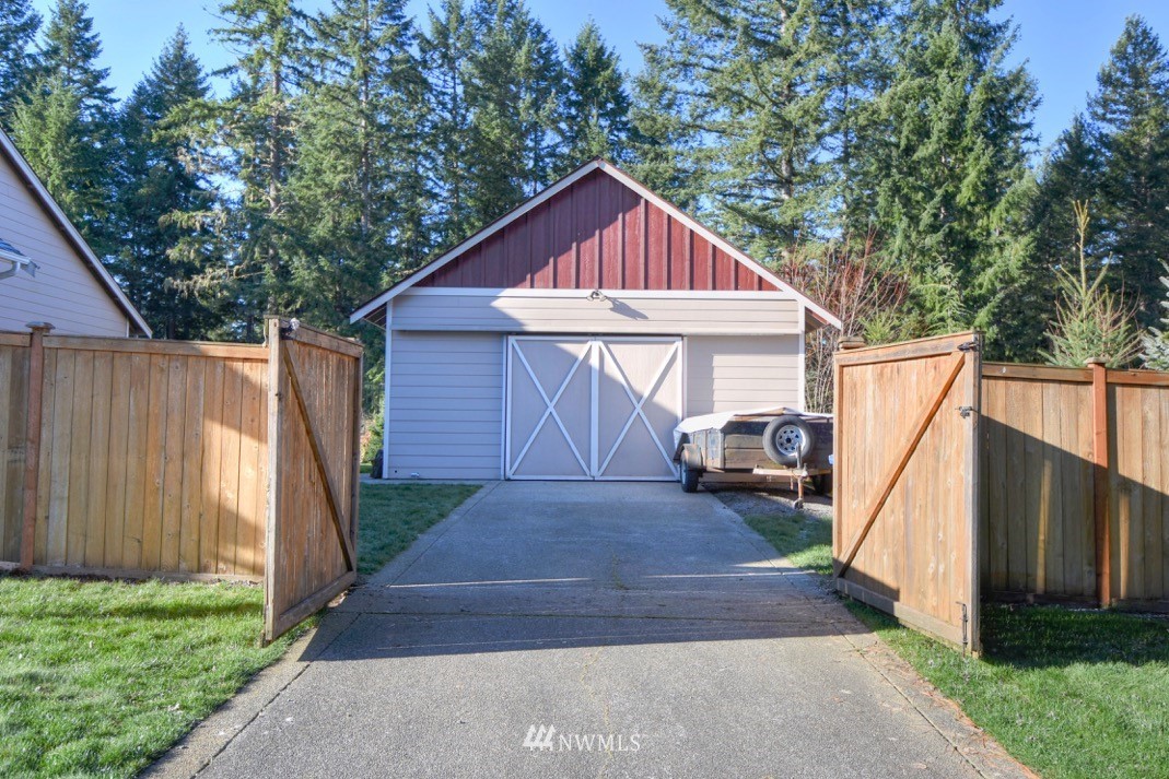 8923 Fox Ridge Lane Southeast Olympia, WA 98513 - Photo 23 of 25 Gallery Image 23