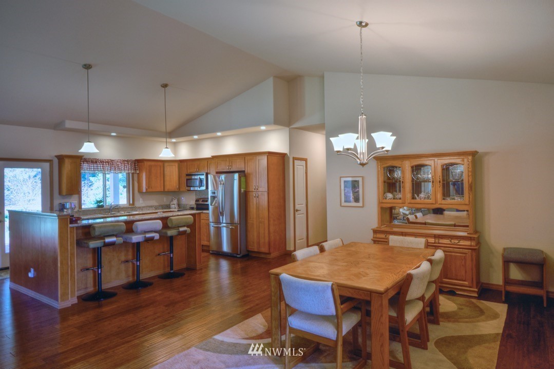 8923 Fox Ridge Lane Southeast Olympia, WA 98513 - Photo 8 of 25 Gallery Image 8