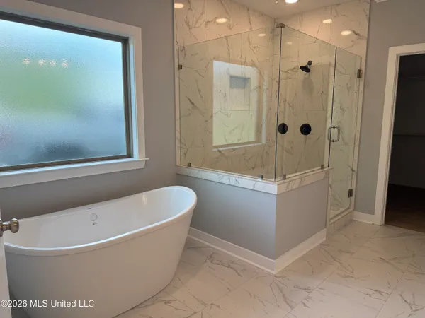 $599,750 | 1541 Tributary Drive, Hernando, MS 38632