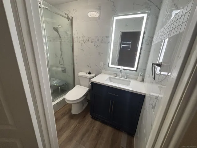 $4,800 | 4700 Marblehead Bay Drive, Oceanside, CA 92057