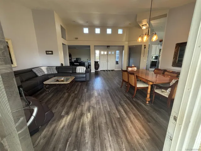 $4,800 | 4700 Marblehead Bay Drive, Oceanside, CA 92057