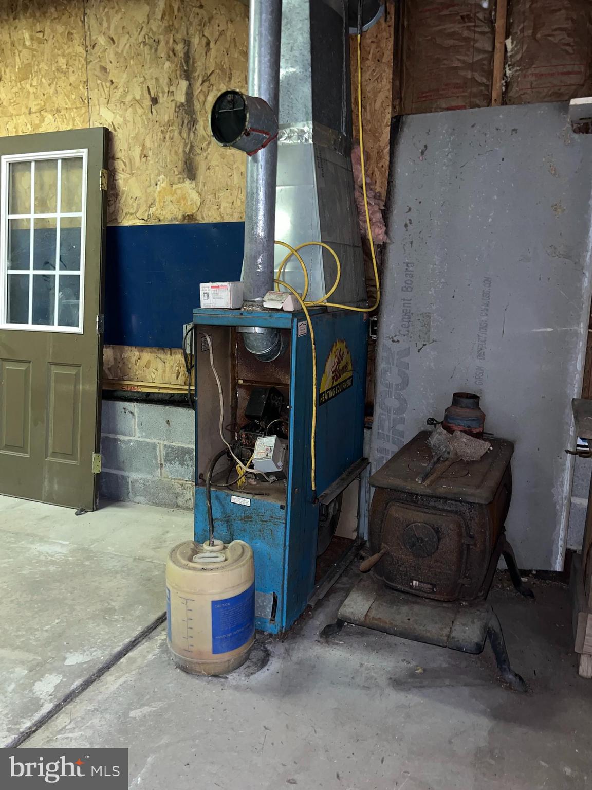 25 Broad Street Ashland, PA 17921 - Photo 137 of 138 GARAGE