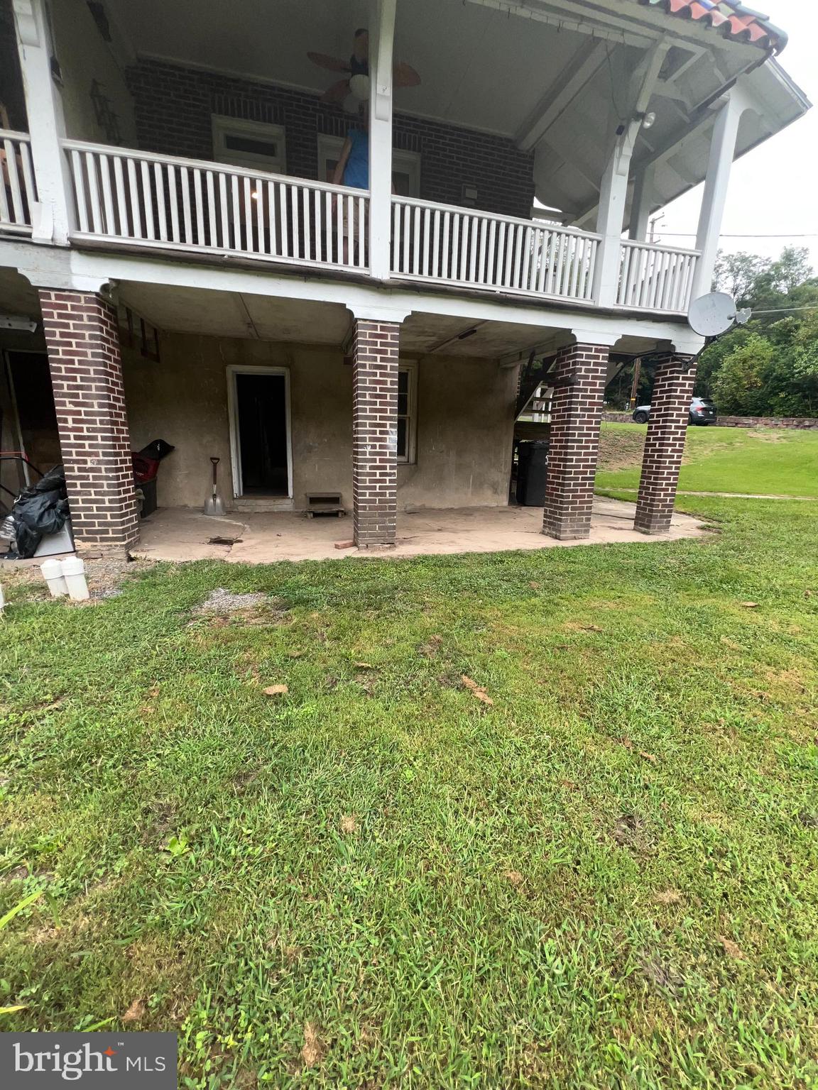 25 Broad Street Ashland, PA 17921 - Photo 4 of 138 BACK PORCH