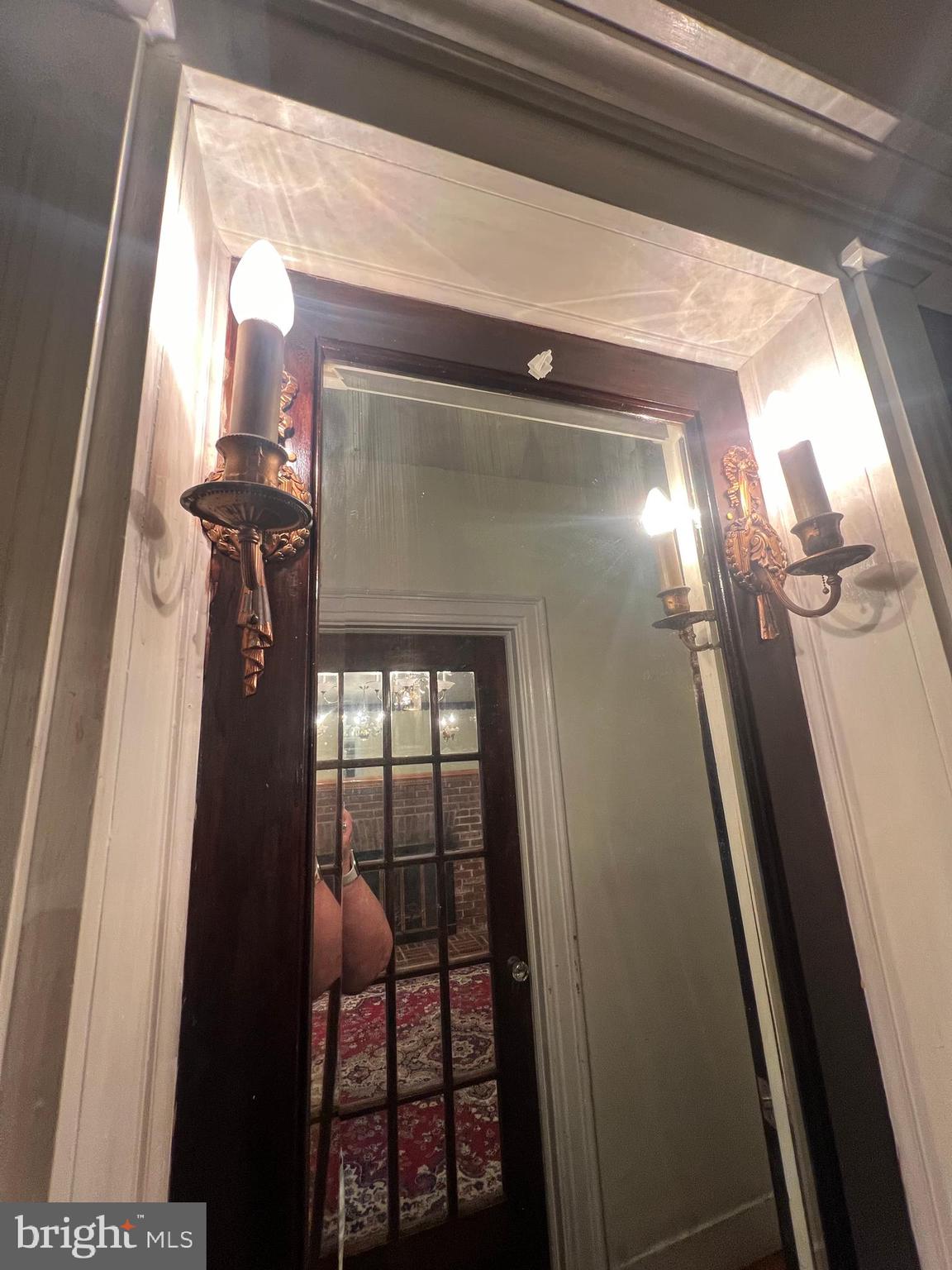 25 Broad Street Ashland, PA 17921 - Photo 6 of 138 FOYER