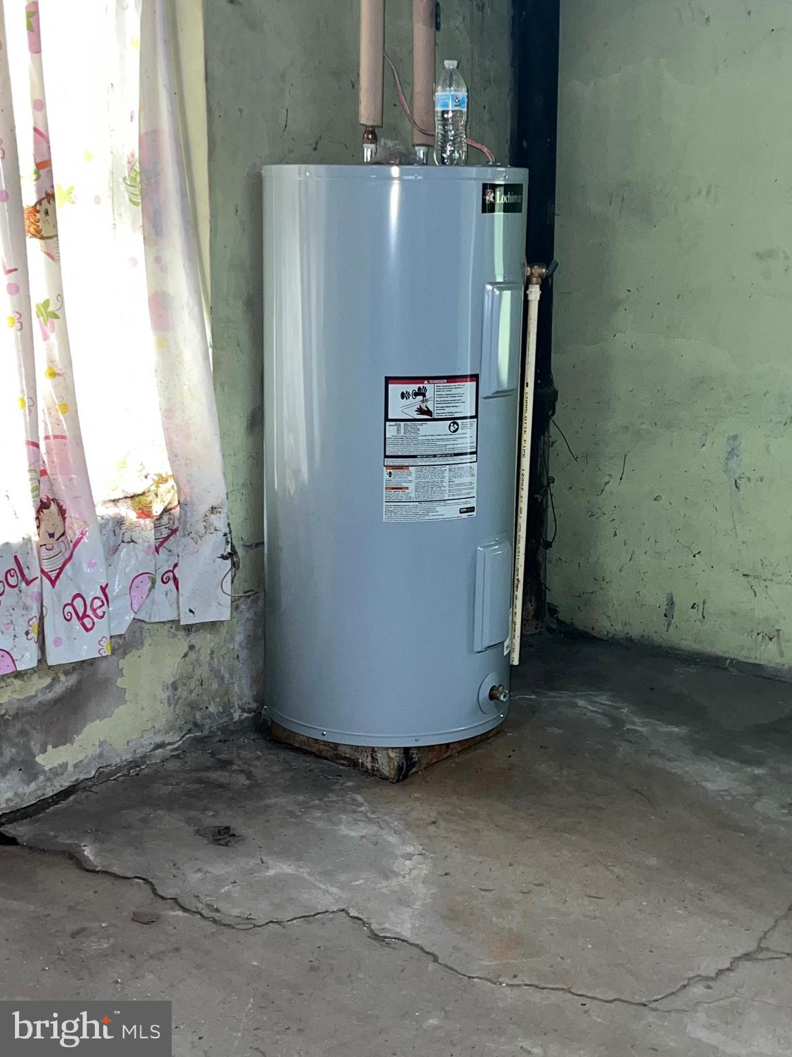 25 Broad Street Ashland, PA 17921 - Photo 87 of 138 a view of water heater room