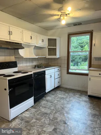 $250,000 | 25 Broad Street, Ashland, PA 17921