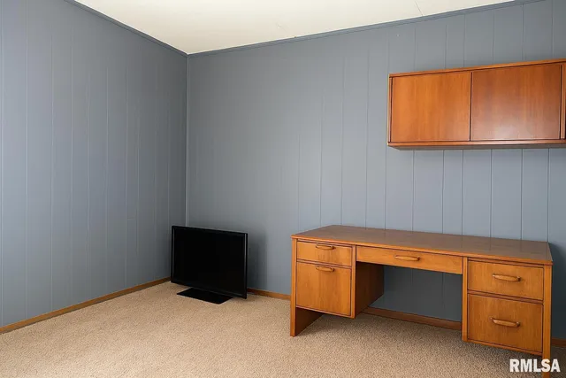 $65,000 | 1306 Newton Avenue, Johnston City, IL 62951