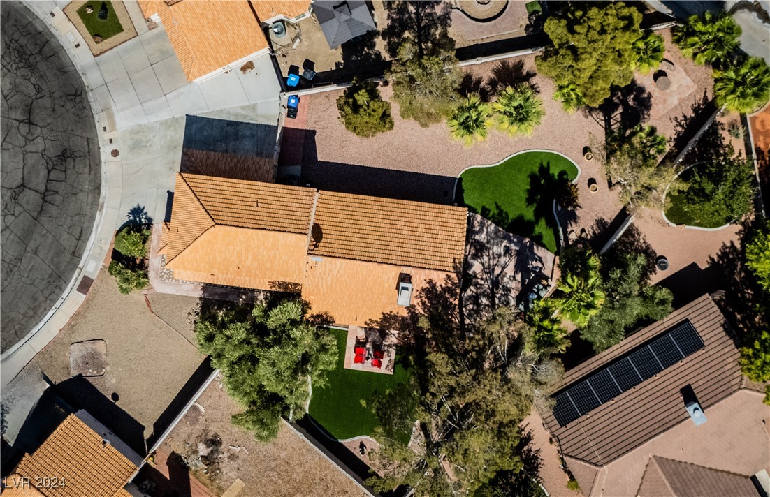 276 Westwind Road Henderson, NV 89074 - Photo 2 of 29