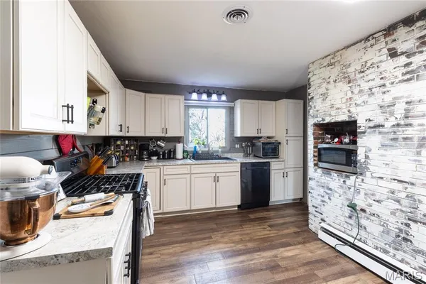 $265,000 | 1002 Vista Drive, Rolla, MO 65401