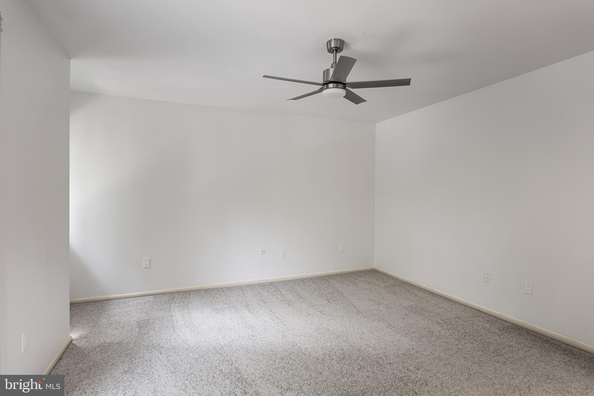 42 Trowbridge Lane, Unit DD Clementon, NJ 08021 - Photo 18 of 28 a view of a small space