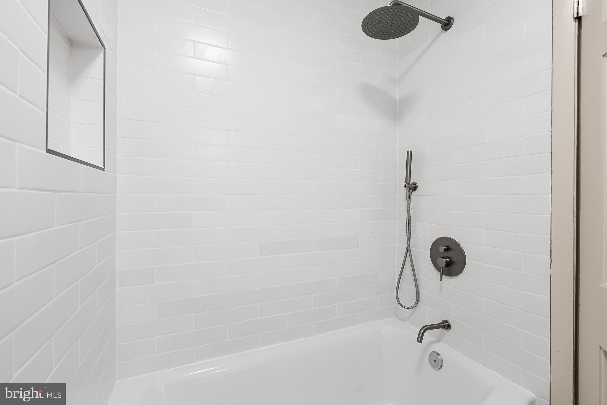 42 Trowbridge Lane, Unit DD Clementon, NJ 08021 - Photo 26 of 28 a bathroom with a shower