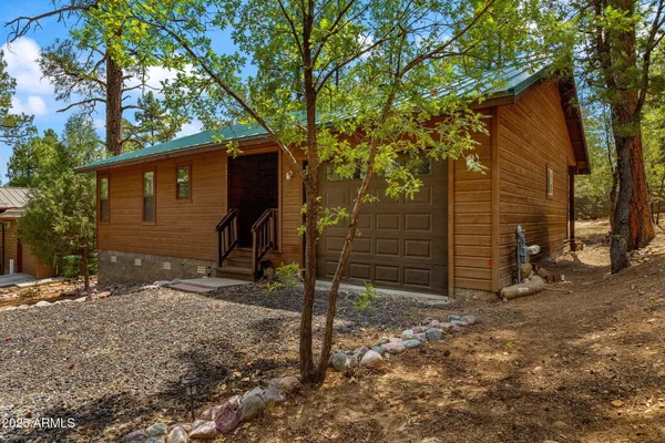 $335,000 | 921 Lauren Court, Show Low, AZ 85901