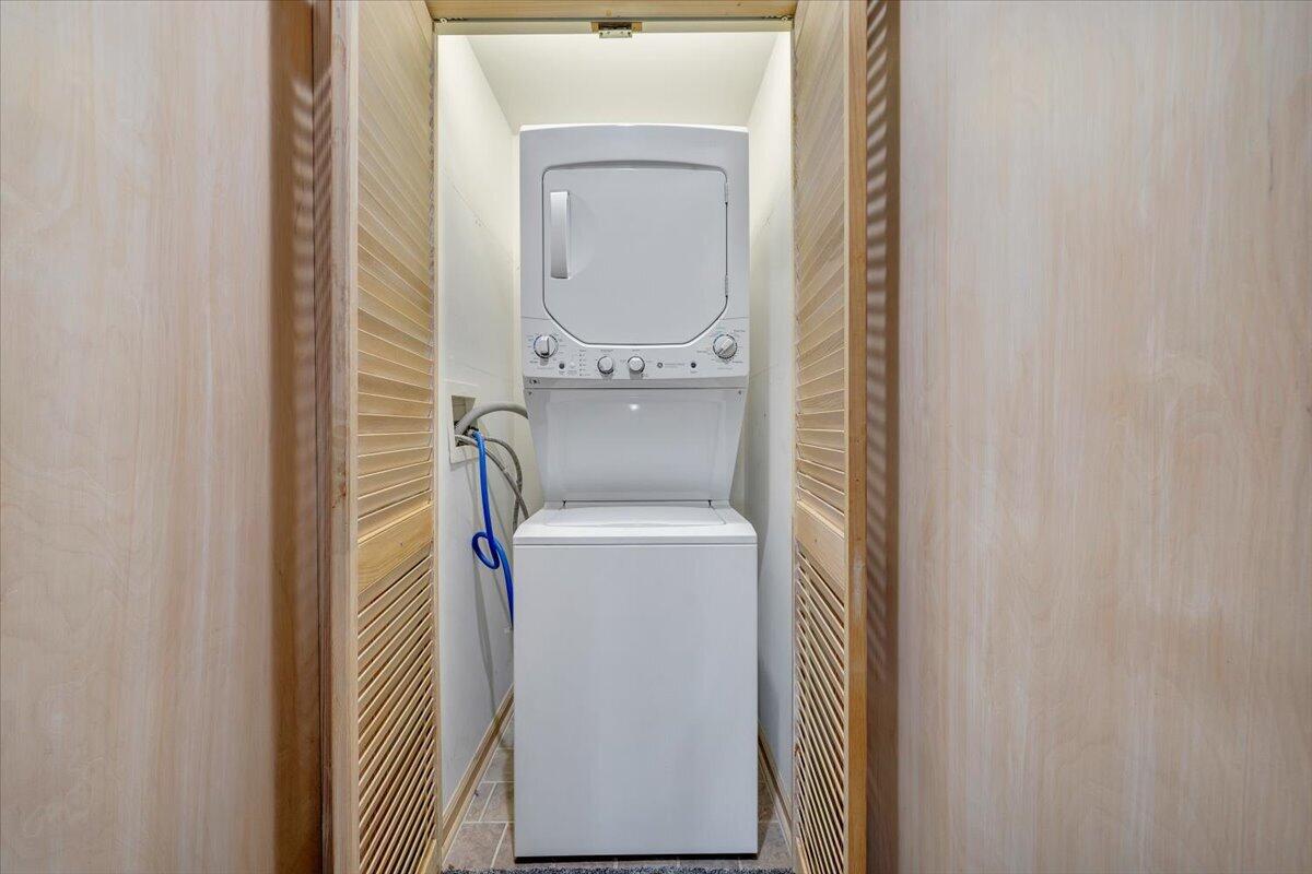 3217 Dillards Hill Road Union Hall, VA 24176 - Photo 36 of 56 Laundry Area on Entry Level