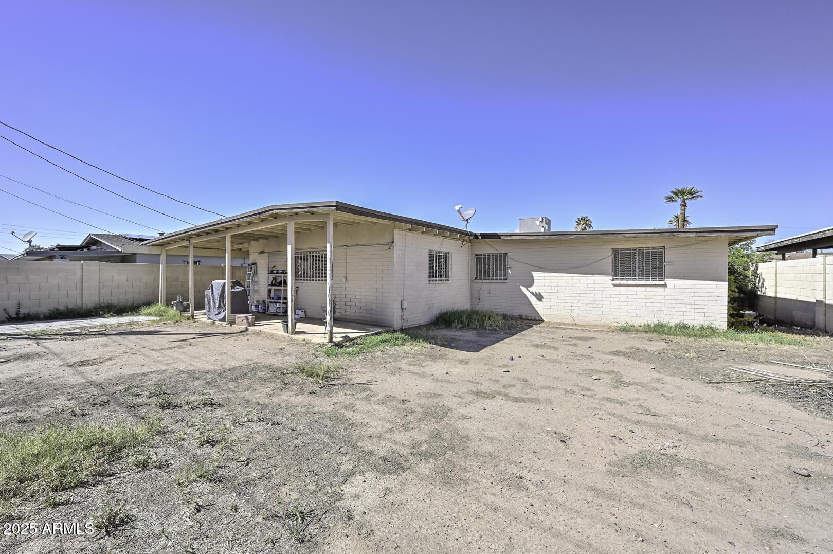 2307 East Chipman Road Phoenix, AZ 85040 - Photo 16 of 16 Backyard-Corner View