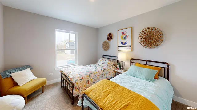 $549,990 | 13 Faiths Way, Bettendorf, IA 52722