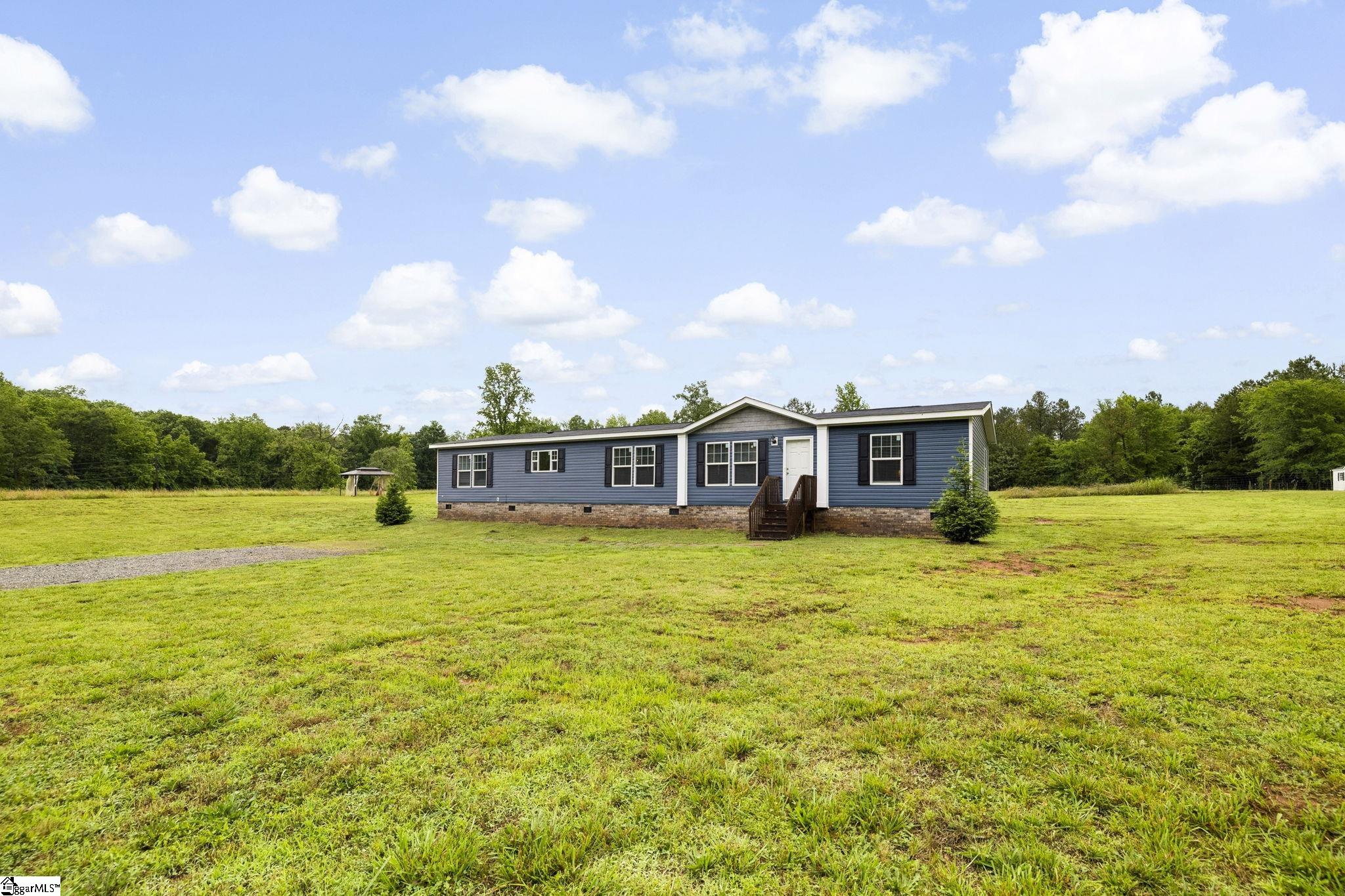 105 Penson Road Honea Path, SC 29654 - Photo 3 of 37