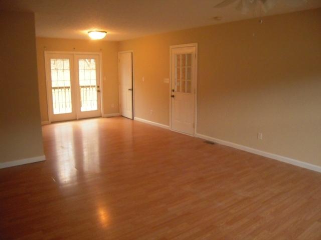 8821 Simpson Road Knoxville, TN 37920 - Photo 6 of 15 DSCN4996