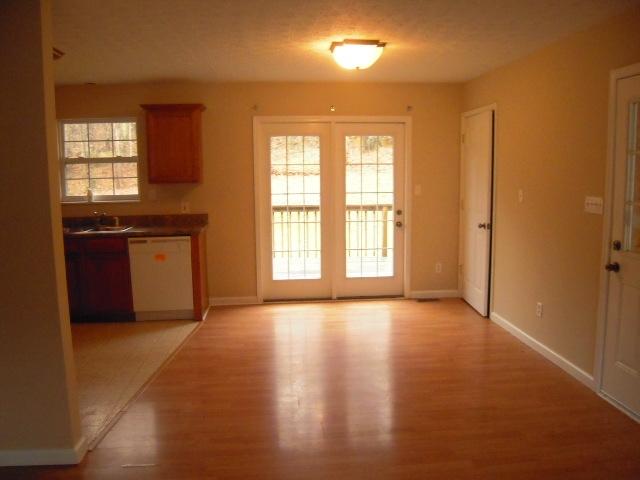 8821 Simpson Road Knoxville, TN 37920 - Photo 7 of 15 DSCN4997