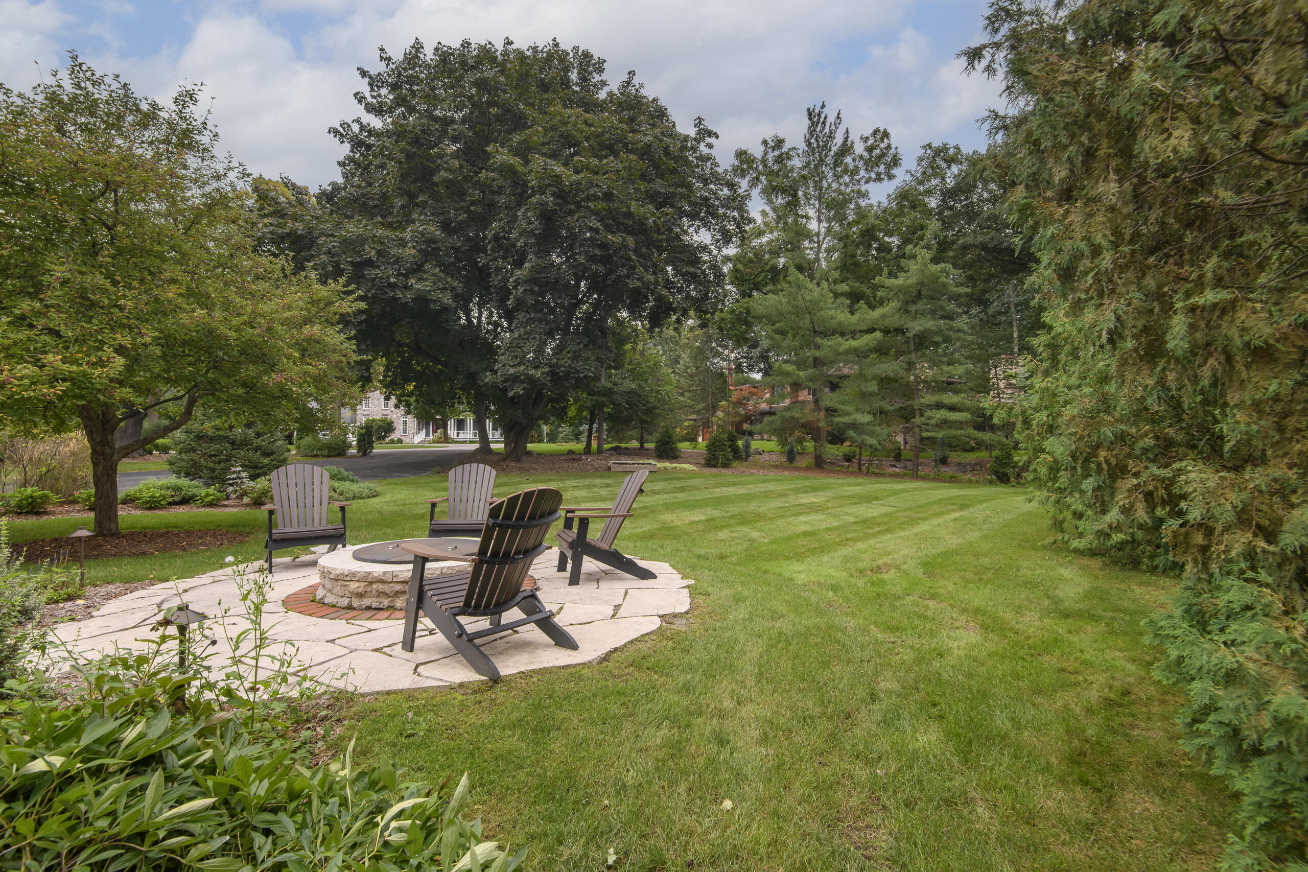 15025 Westover Road Elm Grove, WI 53122 - Photo 23 of 84 15025 Westover-15