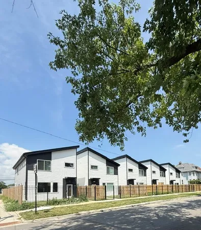$399,900 | 308 North Lockwood Avenue, Chicago, IL 60644