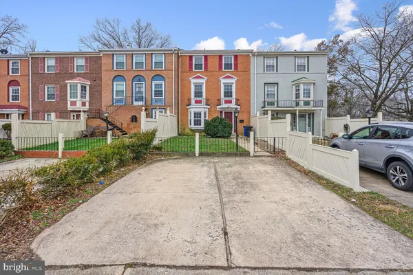 $3,000 | 8102 Pinelake Court, Alexandria, VA 22309