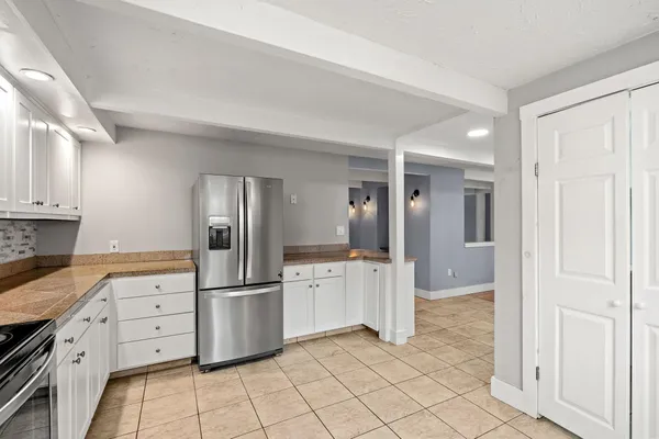 $530,000 | 214 Maplehurst Avenue, Manchester, NH 03104