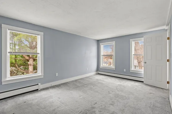 $530,000 | 214 Maplehurst Avenue, Manchester, NH 03104