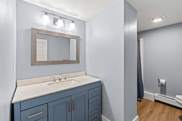$530,000 | 214 Maplehurst Avenue, Manchester, NH 03104