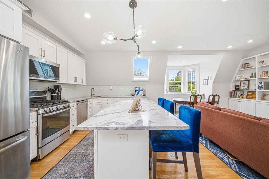 25 Worcester Square, Unit 5 Boston, MA 02118 - Photo 7 of 23