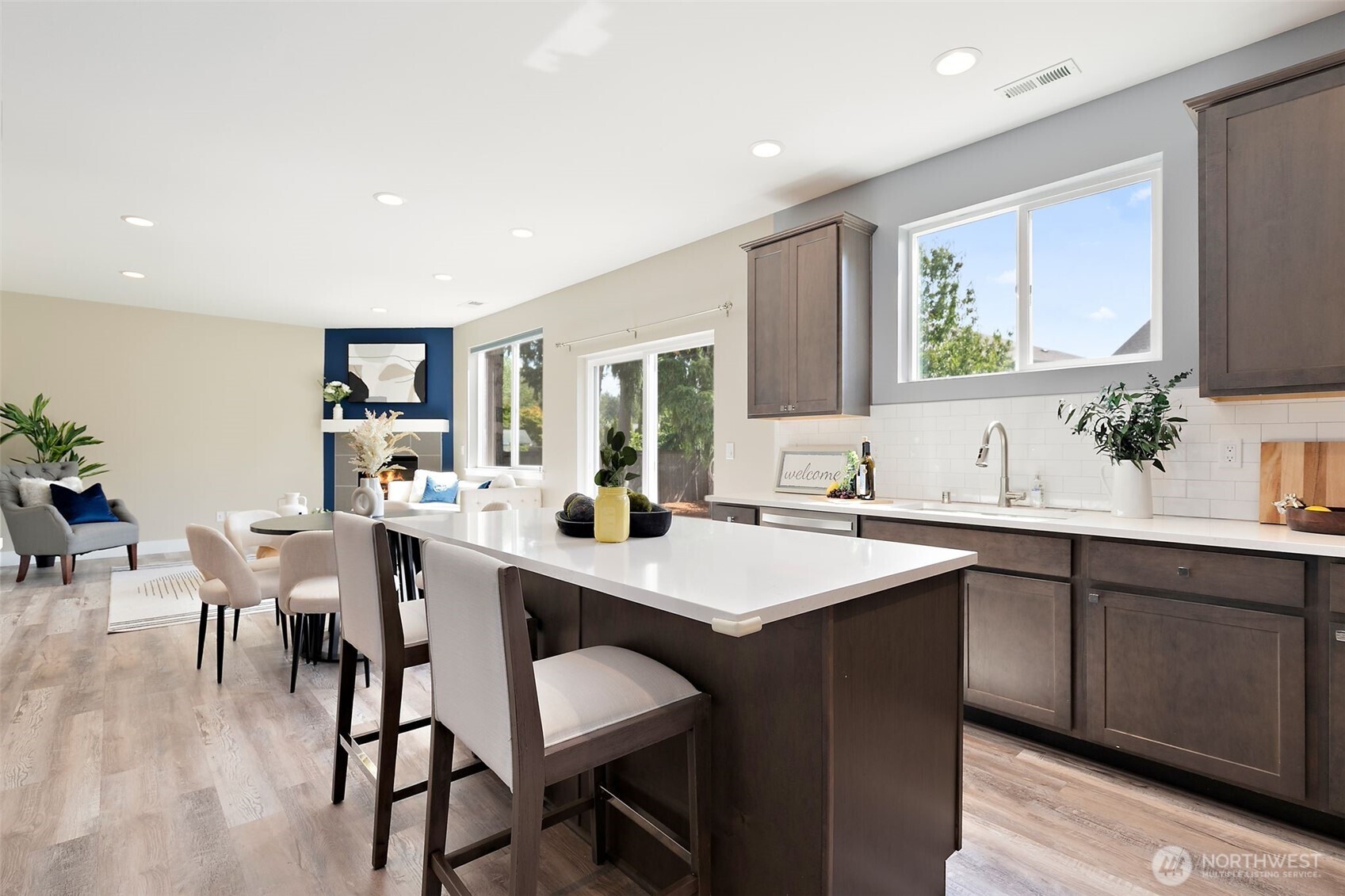 4913 Northeast 1st Street Renton, WA 98059 - Photo 12 of 35 Gallery Image 12