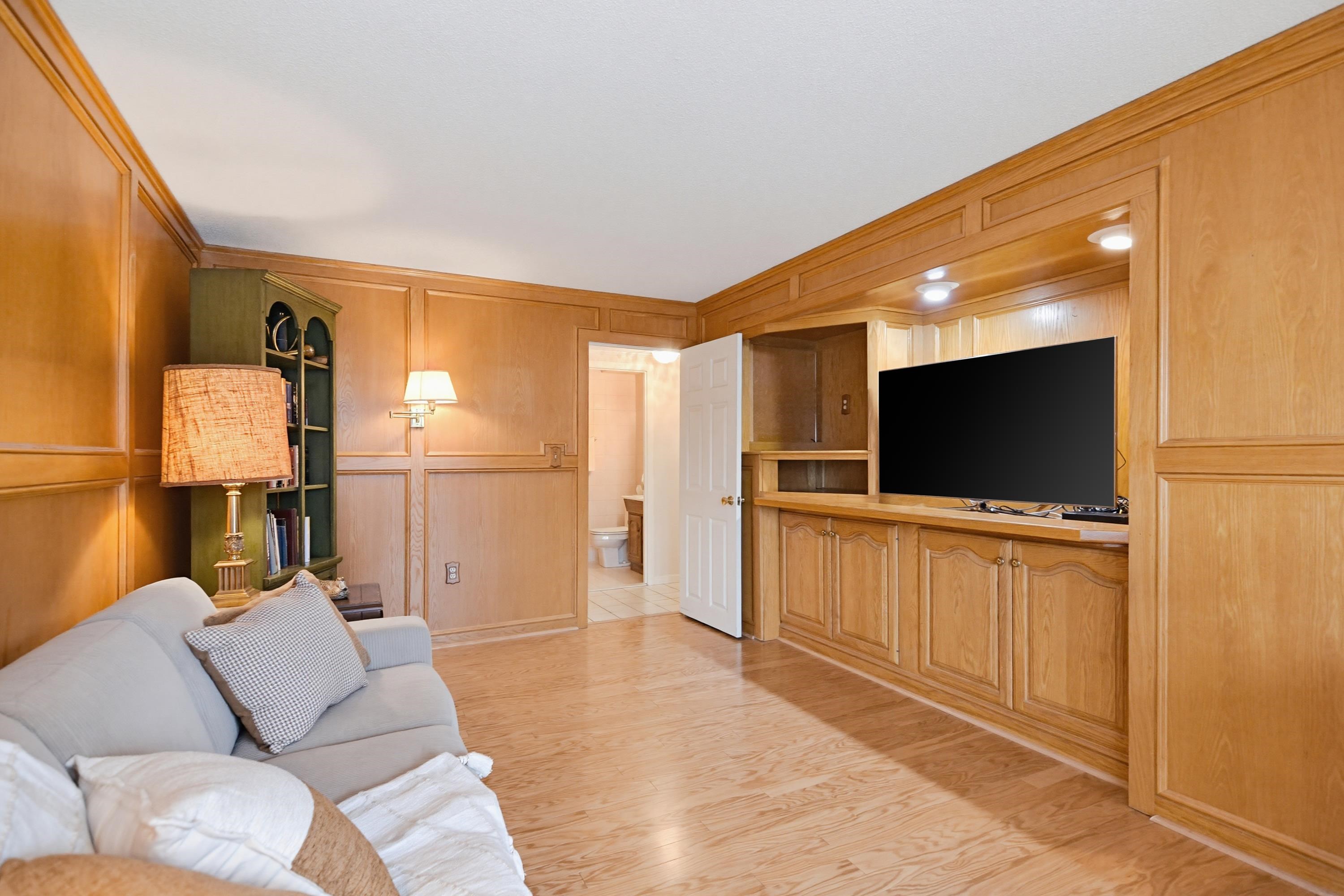 33 Spit Brook Road, Unit 21 Nashua, NH 03060 - Photo 18 of 41 Gallery Image 18