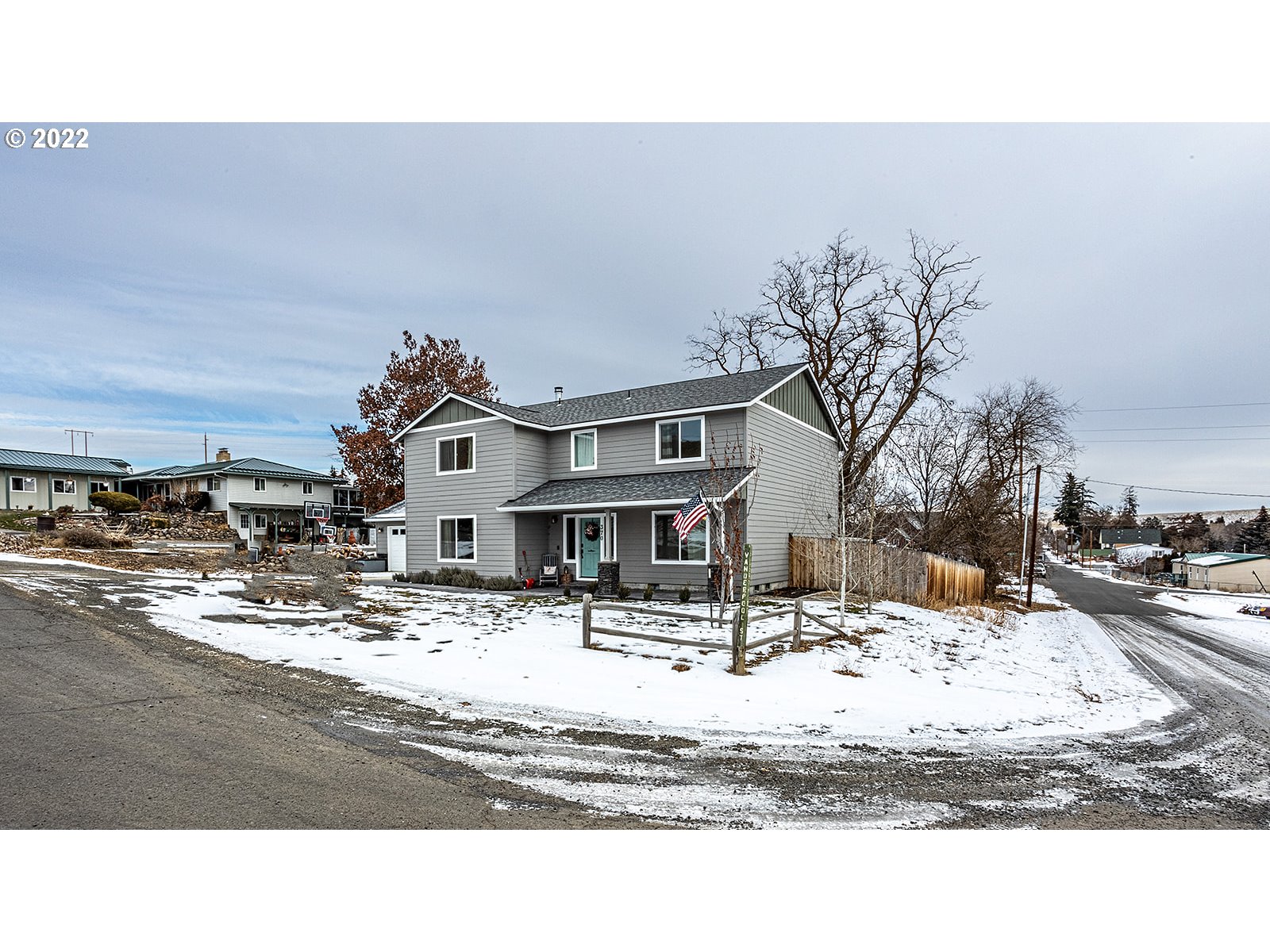 370 Northwest 4th Street Dufur, OR 97021 - Photo 2 of 31 Gallery Image 2