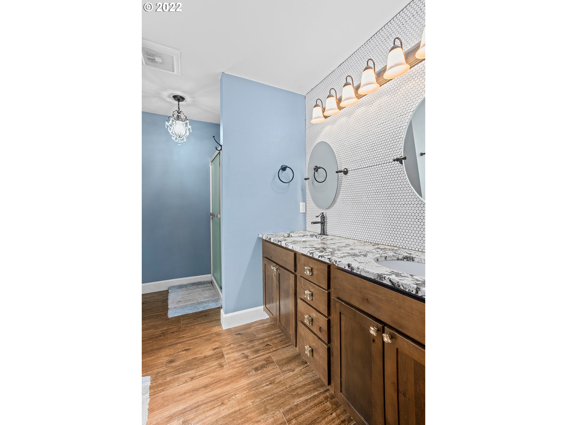 370 Northwest 4th Street Dufur, OR 97021 - Photo 26 of 31 Gallery Image 26