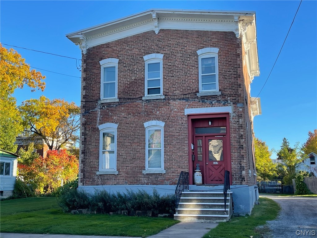 117 West Walnut Street Oneida, NY 13421 - Photo 3 of 28